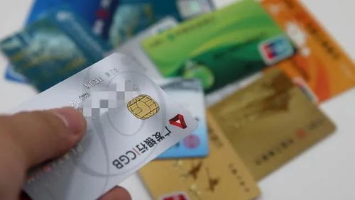 有些炒房人,把自己炒成了 信用卡管理大师